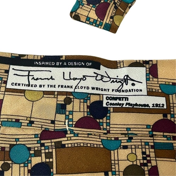 Frank Lloyd Wright Necktie Tie 100% Silk Confetti in Gold Coonley Playhouse NWT - Picture 6 of 13
